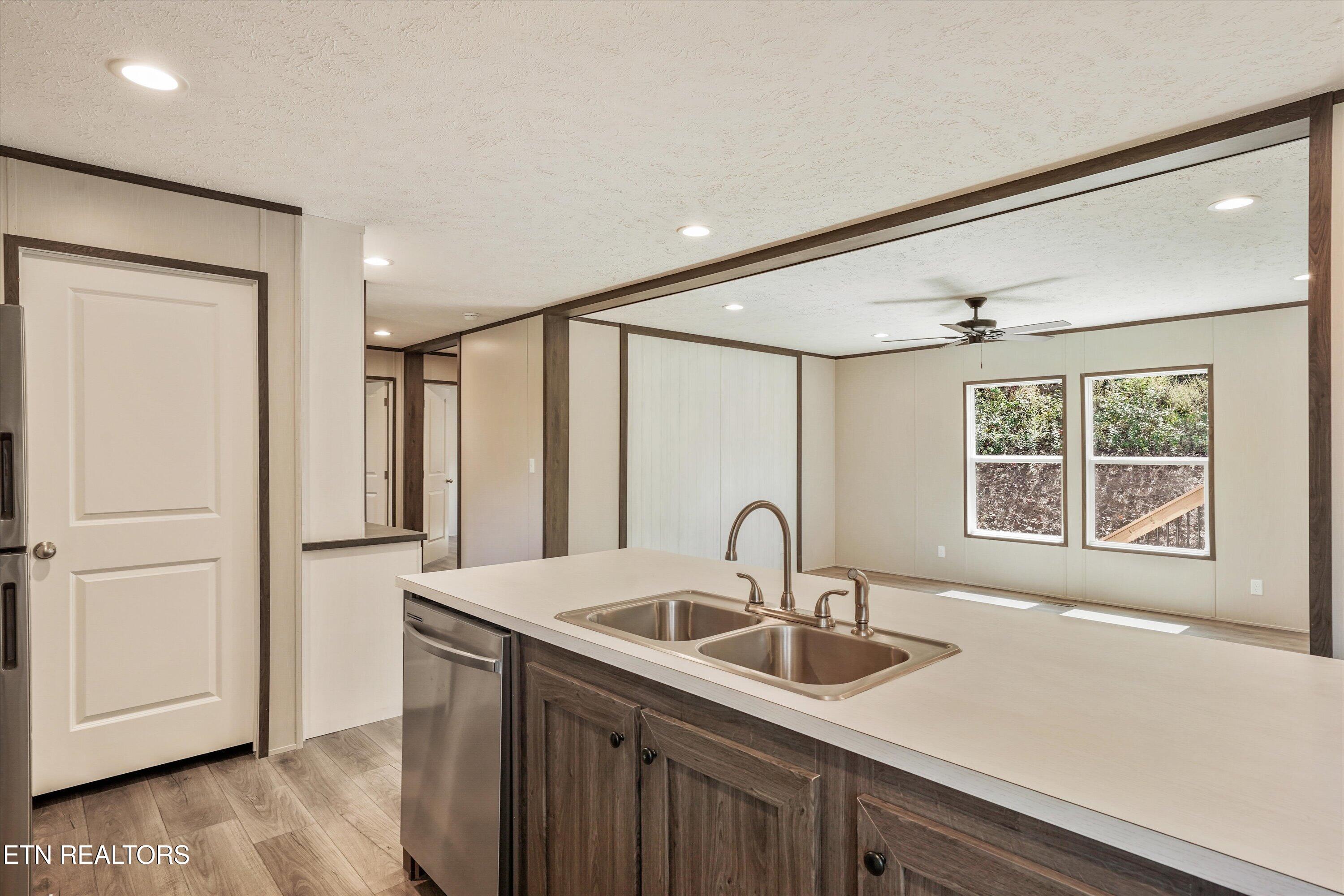 3827 Demory Road La Follette, TN 37766 - Photo 12 of 28 11-3827 Demory Rd 09