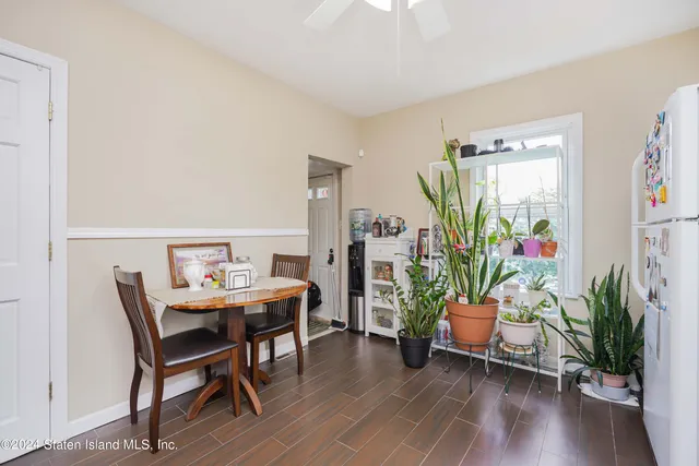 $599,000 | 28 Hooker Place | Port Richmond