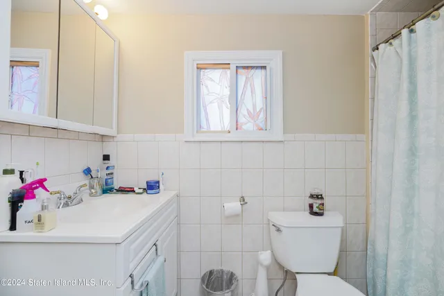 $599,000 | 28 Hooker Place | Port Richmond