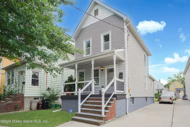 $599,000 | 28 Hooker Place | Port Richmond