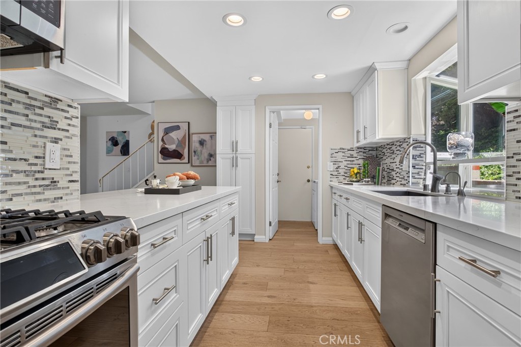 18778 Algiers Street Porter Ranch, CA 91326 - Photo 16 of 44