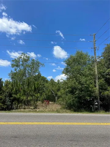 a view of a tennis court