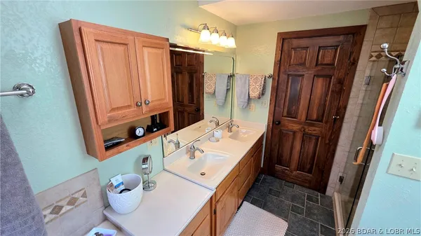 $1,900,000 | 16450 Hwy Yy, Versailles, MO 65084