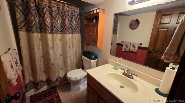 $1,900,000 | 16450 Hwy Yy, Versailles, MO 65084