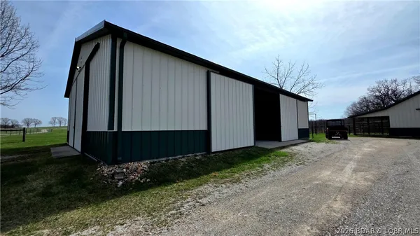 $1,900,000 | 16450 Hwy Yy, Versailles, MO 65084