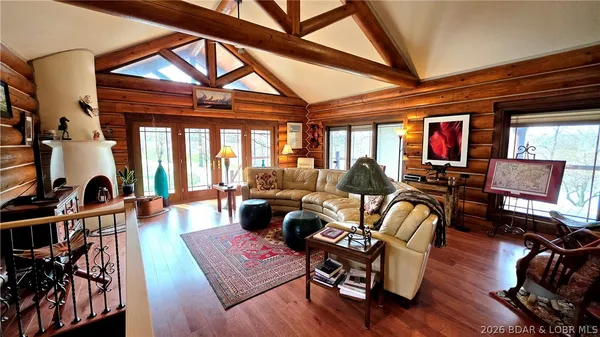 $1,900,000 | 16450 Hwy Yy, Versailles, MO 65084