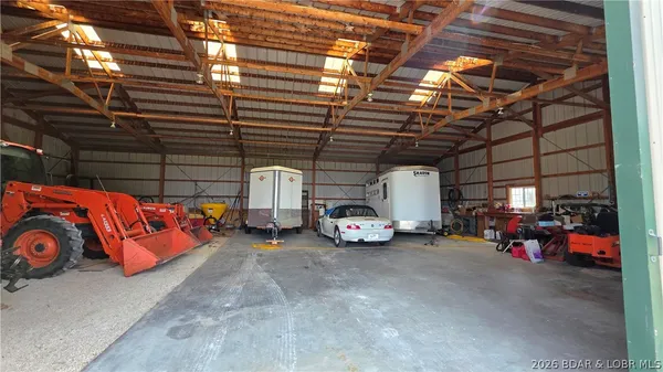 $1,900,000 | 16450 Hwy Yy, Versailles, MO 65084