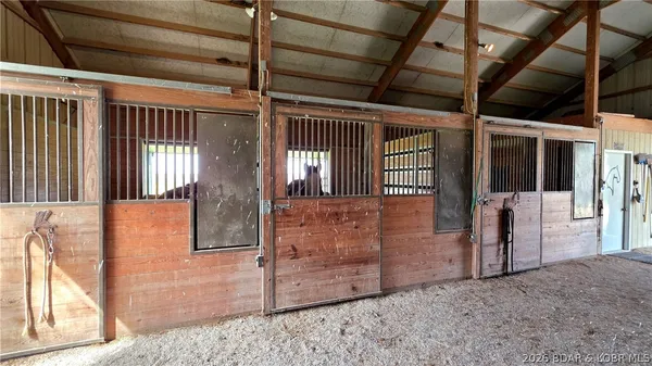 $1,900,000 | 16450 Hwy Yy, Versailles, MO 65084