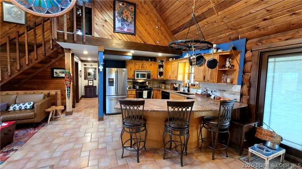 $1,900,000 | 16450 Hwy Yy, Versailles, MO 65084