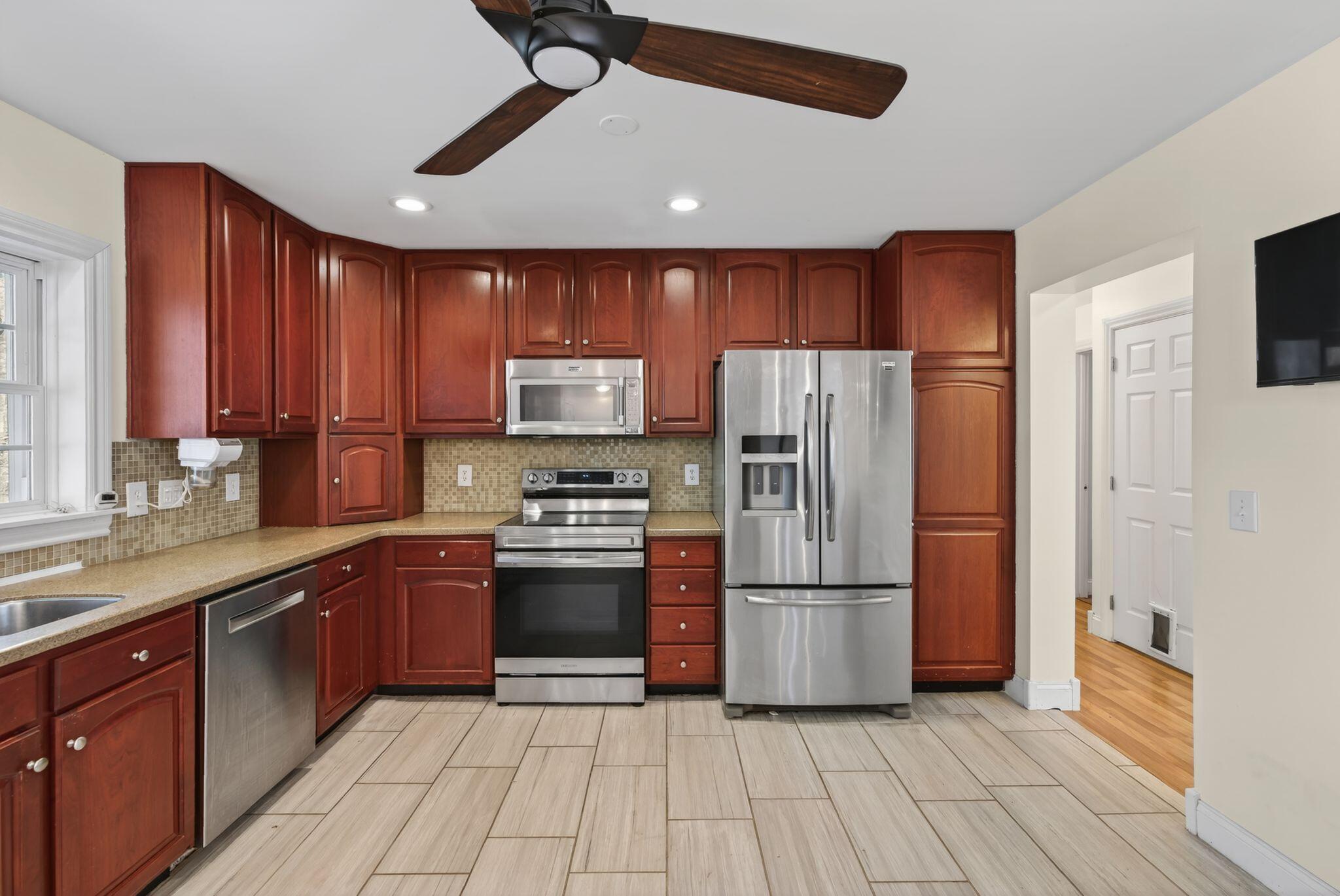 10 Wildberry Lane Saco, ME 04072 - Photo 26 of 95 Kitchen