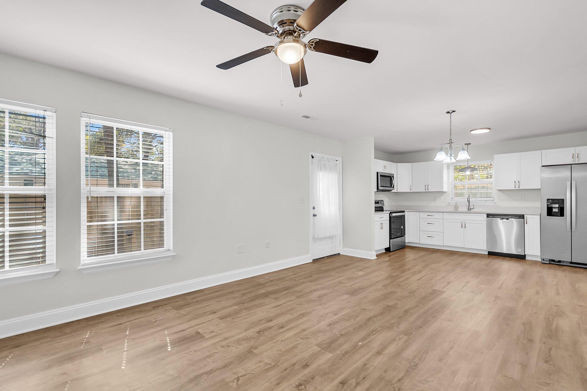 738 Spark Street Mount Pleasant, SC 29464 - Photo 14 of 29 CREM - 738 Spark-20