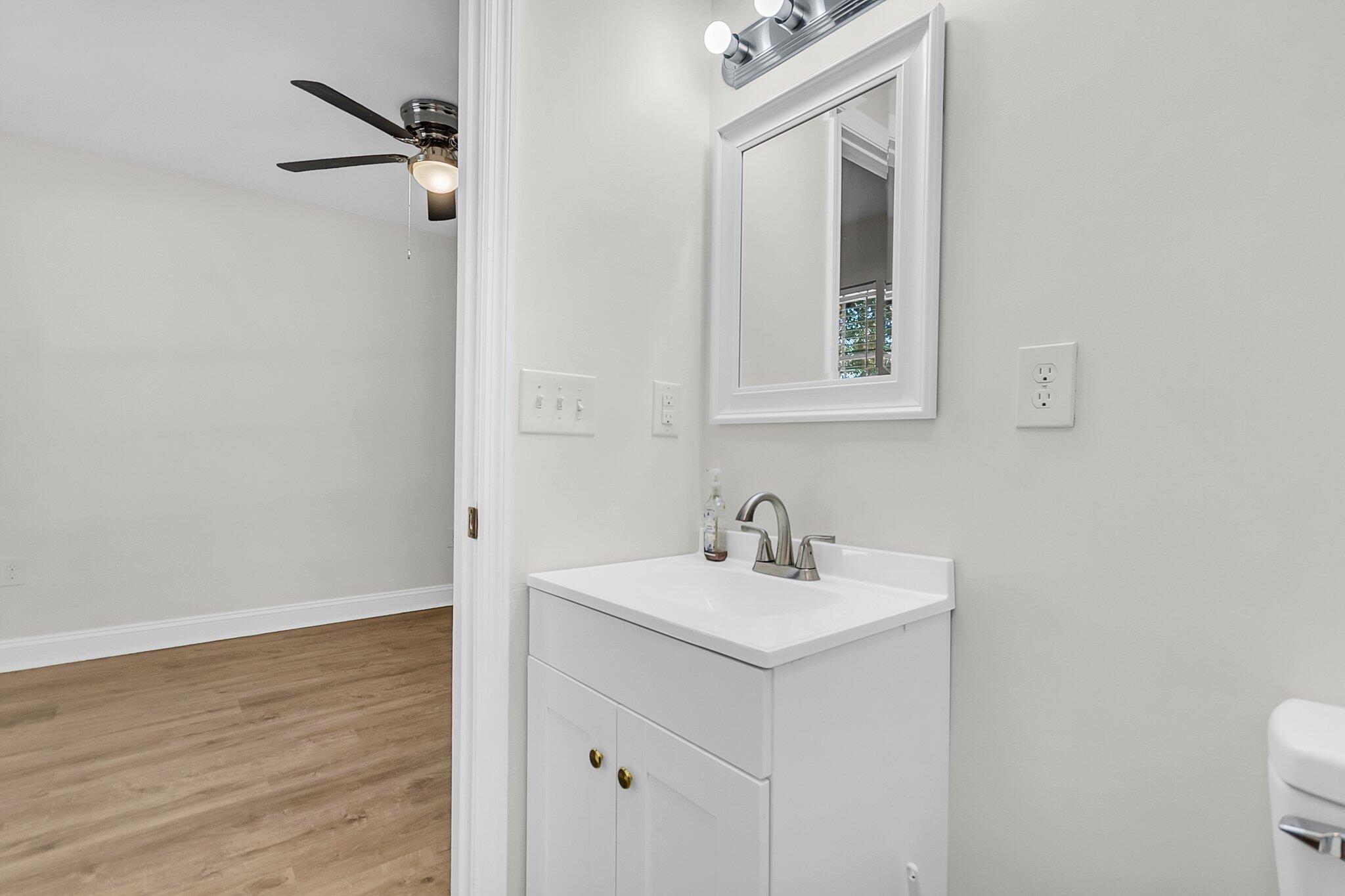 738 Spark Street Mount Pleasant, SC 29464 - Photo 25 of 29 CREM - 738 Spark-31