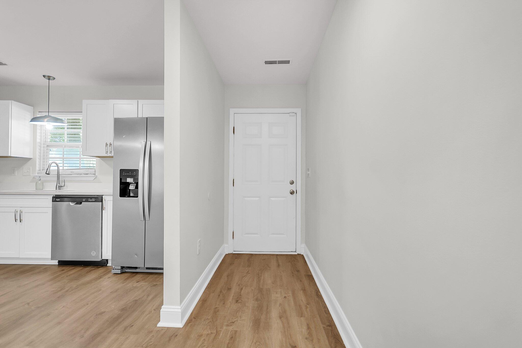 738 Spark Street Mount Pleasant, SC 29464 - Photo 6 of 29 CREM - 738 Spark-12