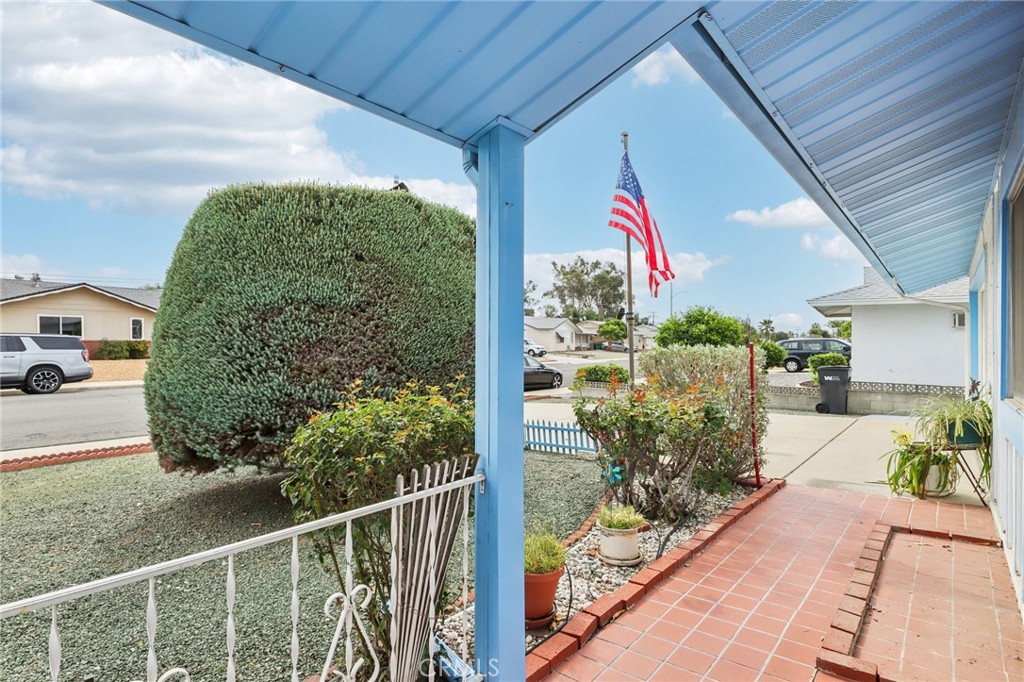 28901 Carmel Road Menifee, CA 92586 - Photo 5 of 23