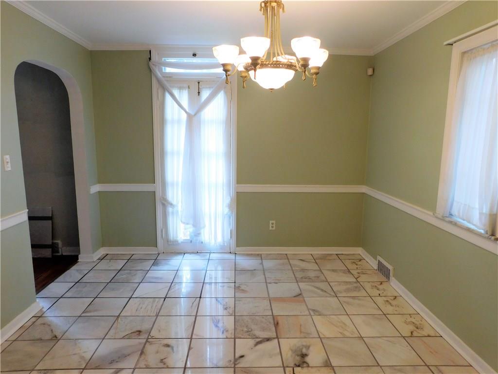 136 Crescent Hills Road Pittsburgh, PA 15235 - Photo 3 of 25 Gallery Image 3