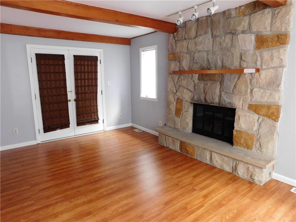 136 Crescent Hills Road Pittsburgh, PA 15235 - Photo 5 of 25 Gallery Image 5