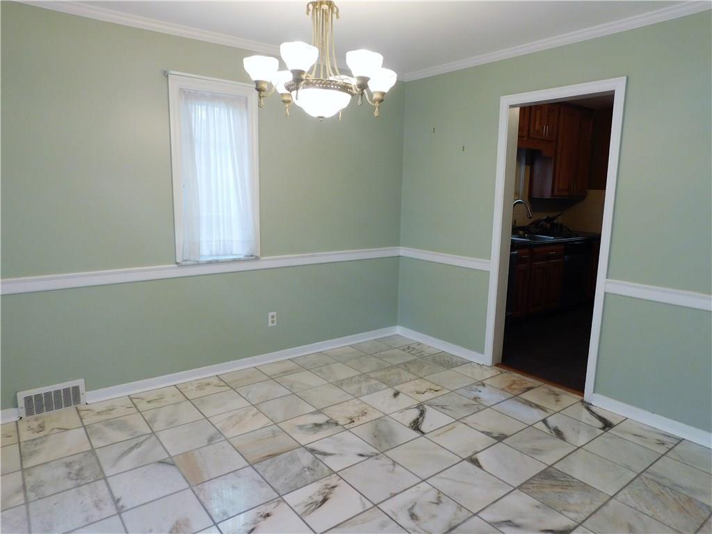 136 Crescent Hills Road Pittsburgh, PA 15235 - Photo 7 of 25 Gallery Image 7