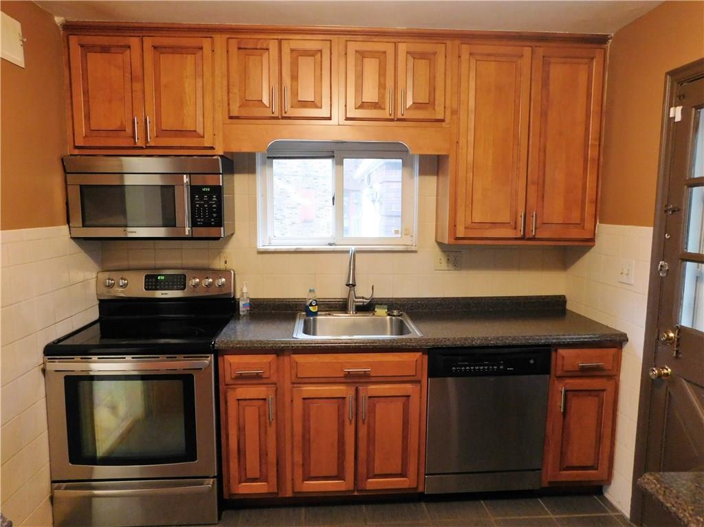 136 Crescent Hills Road Pittsburgh, PA 15235 - Photo 8 of 25 Gallery Image 8