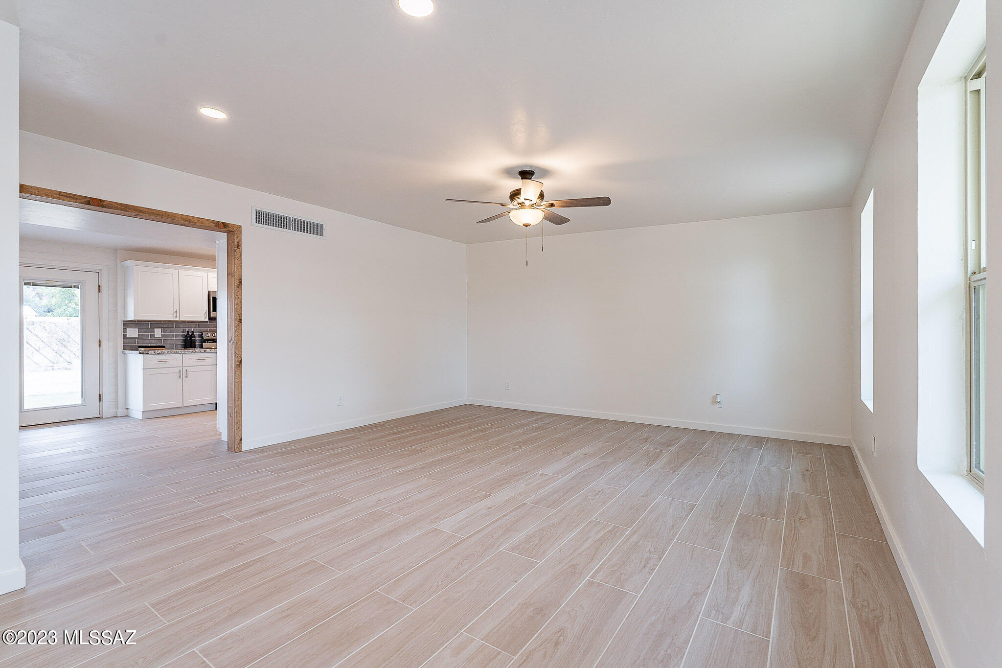 7550 East Stella Road Tucson, AZ 85730 - Photo 7 of 38 Gallery Image 7