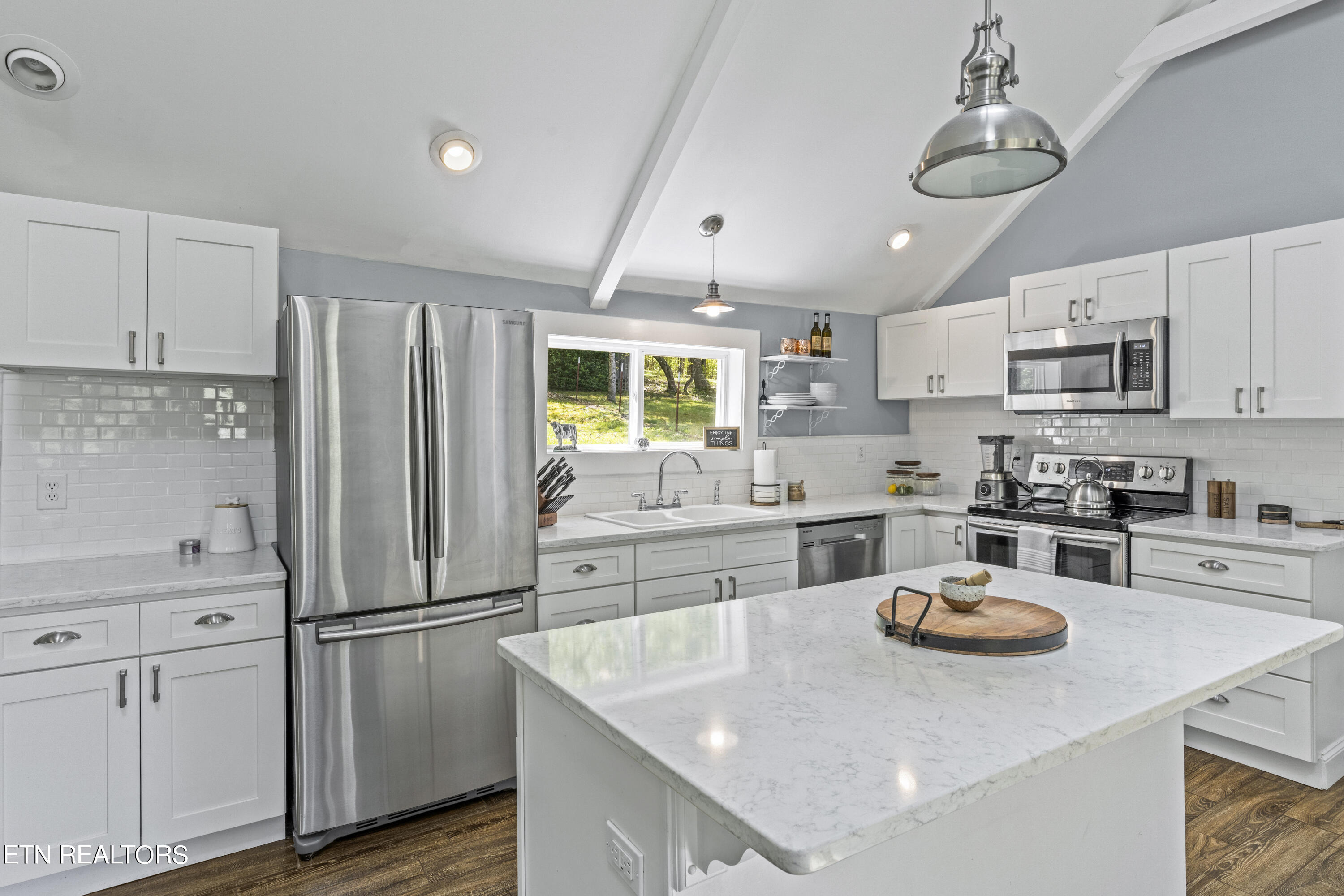 1900 Hopewell Road Knoxville, TN 37920 - Photo 8 of 26 11-1900HopewellRd10kitchen