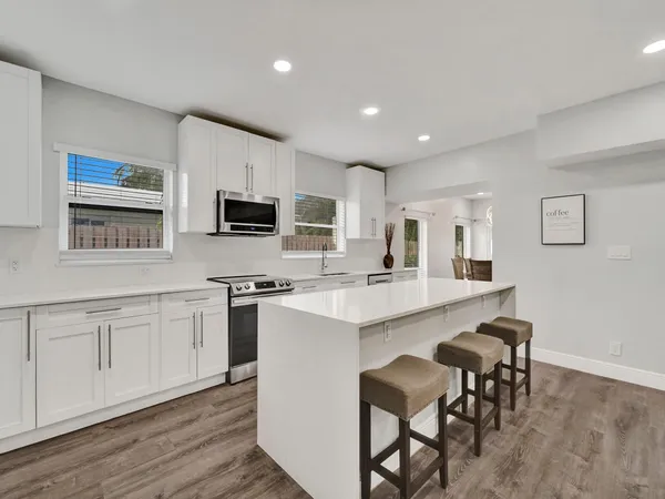 $1,549,000 | 3261 Aqua Vista Drive, Pompano Beach, FL 33062