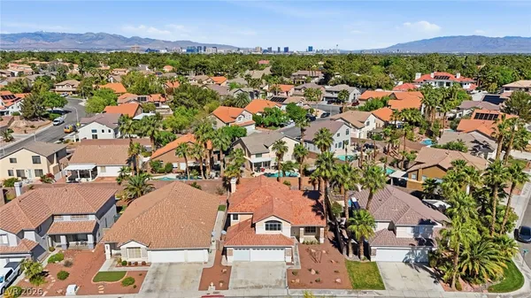 $760,000 | 2218 Armacost Drive, Henderson, NV 89074