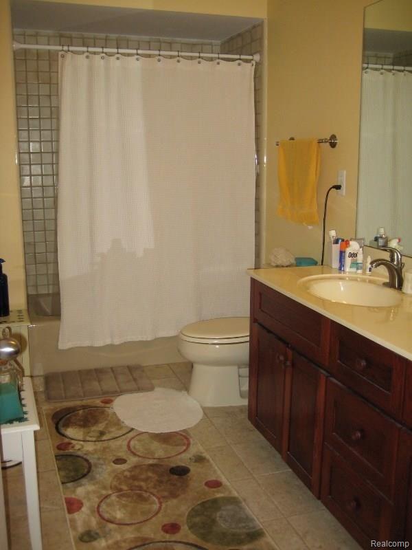 4263 Timberview Drive Howell, MI 48843 - Photo 25 of 26 Full Bath (600x800).jpg