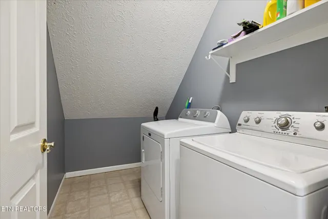 $409,900 | 7508 Christin Lee Circle, Knoxville, TN 37931