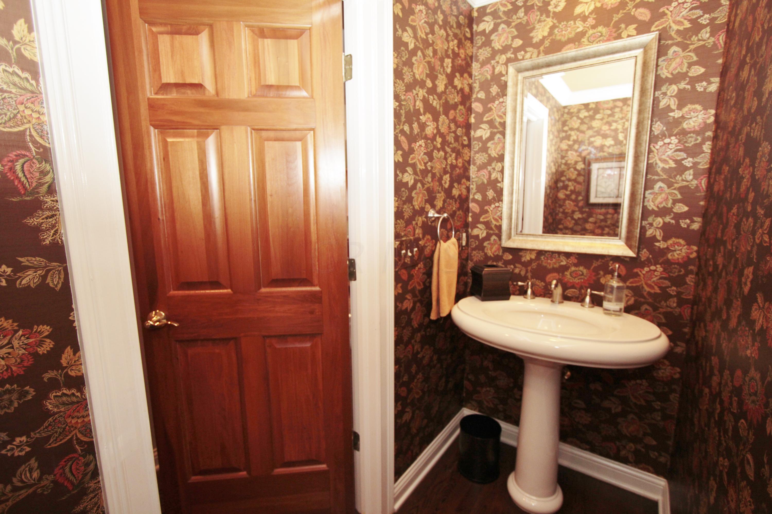 430 Shale Ridge Court Powell, OH 43065 - Photo 22 of 51 Gallery Image 22