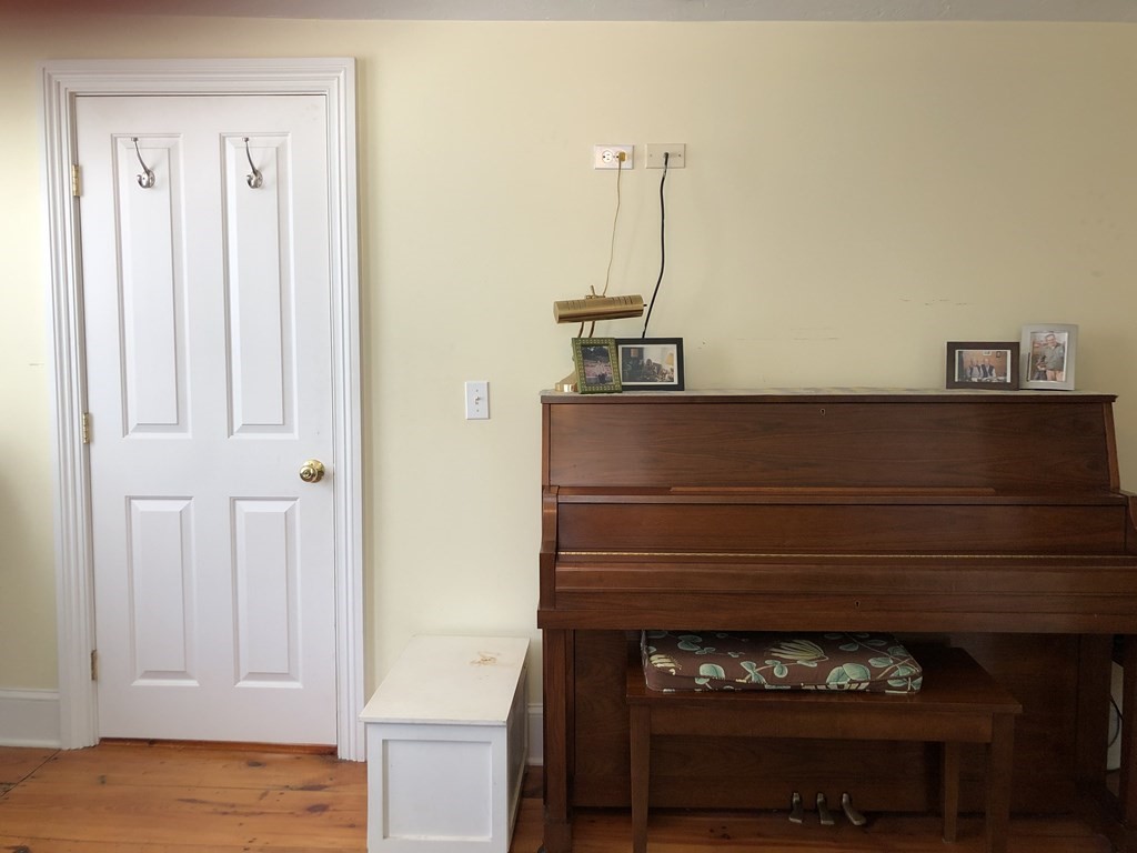 421 Loudville Road Northampton, MA 01027 - Photo 20 of 35 Gallery Image 20