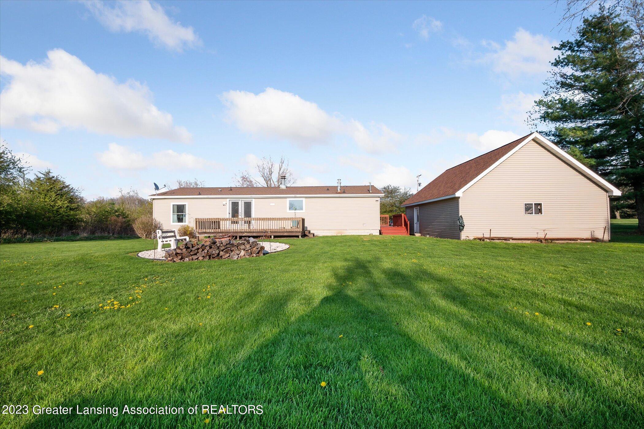 915 North Canal Road Eaton Rapids, MI 48827 - Photo 28 of 31 33-915-N-Canal-Rd-Eaton-Rapids-MI-48827-