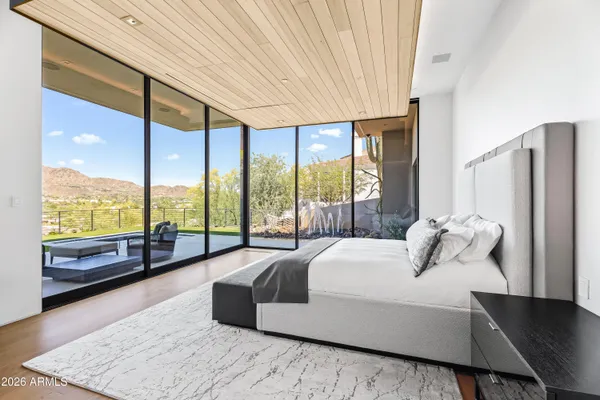 $15,000,000 | 5002 East Valle Vista Way, Paradise Valley, AZ 85253