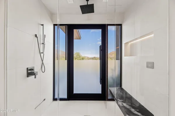 $15,000,000 | 5002 East Valle Vista Way, Paradise Valley, AZ 85253