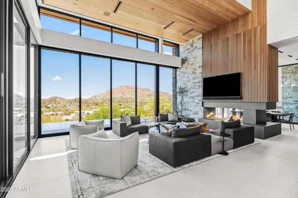 $15,000,000 | 5002 East Valle Vista Way, Paradise Valley, AZ 85253