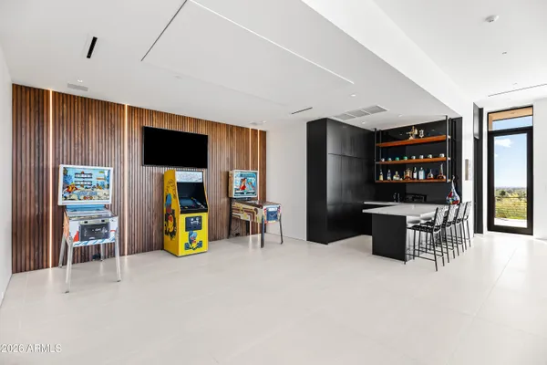 $15,000,000 | 5002 East Valle Vista Way, Paradise Valley, AZ 85253