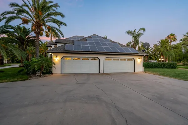 $1,700,000 | 7207 East Bremer Avenue, Fresno, CA 93737