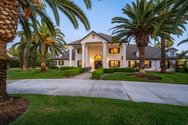 $1,700,000 | 7207 East Bremer Avenue, Fresno, CA 93737