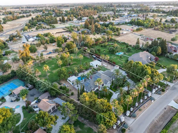 $1,700,000 | 7207 East Bremer Avenue, Fresno, CA 93737