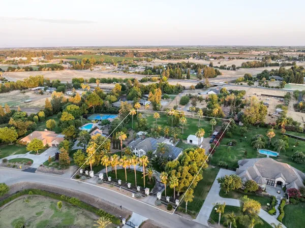 $1,700,000 | 7207 East Bremer Avenue, Fresno, CA 93737