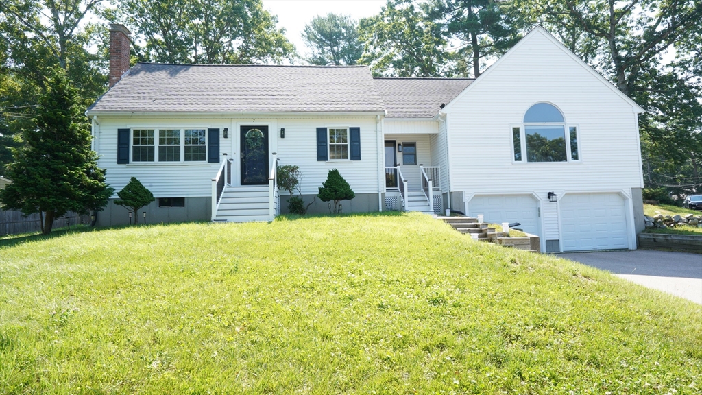 7 Acorn Place Franklin, MA 02038 - Photo 1 of 41 Gallery Image 1