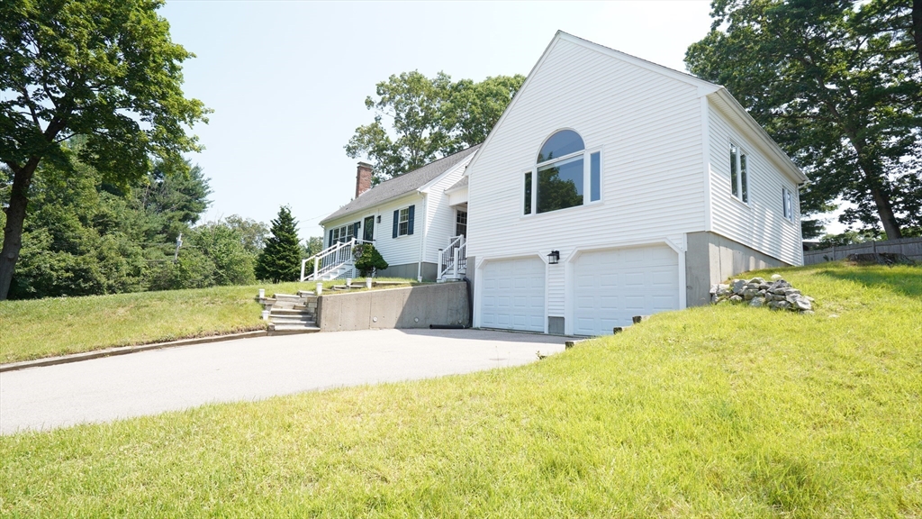 7 Acorn Place Franklin, MA 02038 - Photo 37 of 41 Gallery Image 37