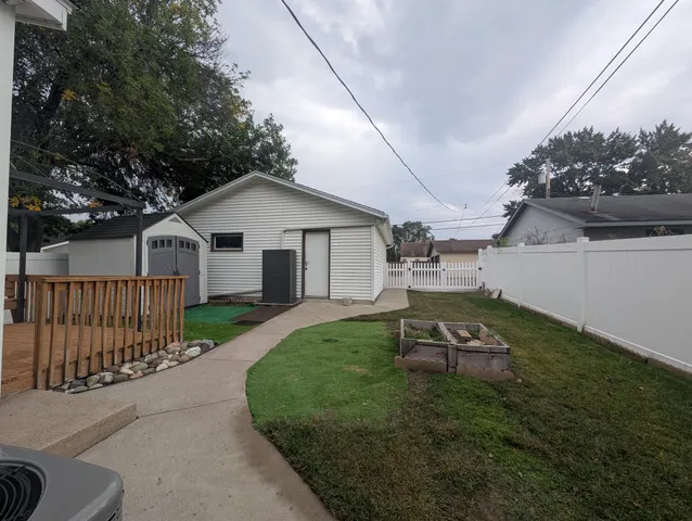 $2,400 | 5027 6th Street Northeast, Columbia Heights, MN 55421