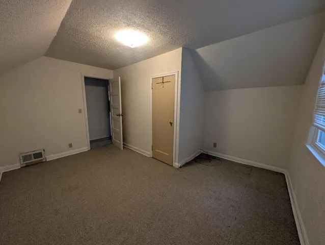 $2,400 | 5027 6th Street Northeast, Columbia Heights, MN 55421