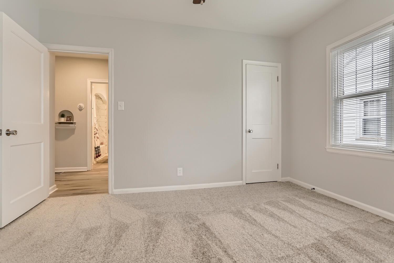 2721 Stringtown Road Evansville, IN 47711 - Photo 16 of 22 Gallery Image 16