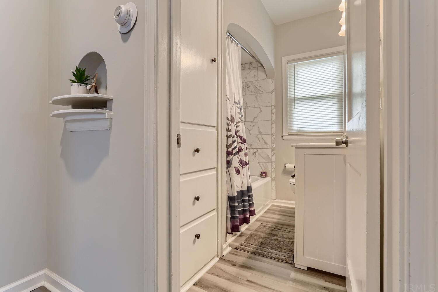 2721 Stringtown Road Evansville, IN 47711 - Photo 17 of 22 Gallery Image 17