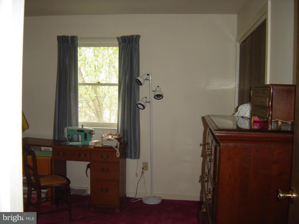 302 Old Delp Road Lancaster, PA 17601 - Photo 9 of 12 Gallery Image 9
