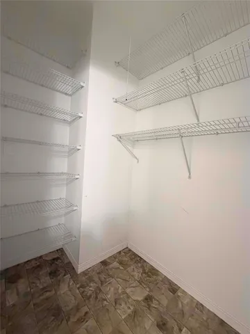 $800 | 12166 Metric Boulevard, Unit 142BLDG 12, Austin, TX 78758