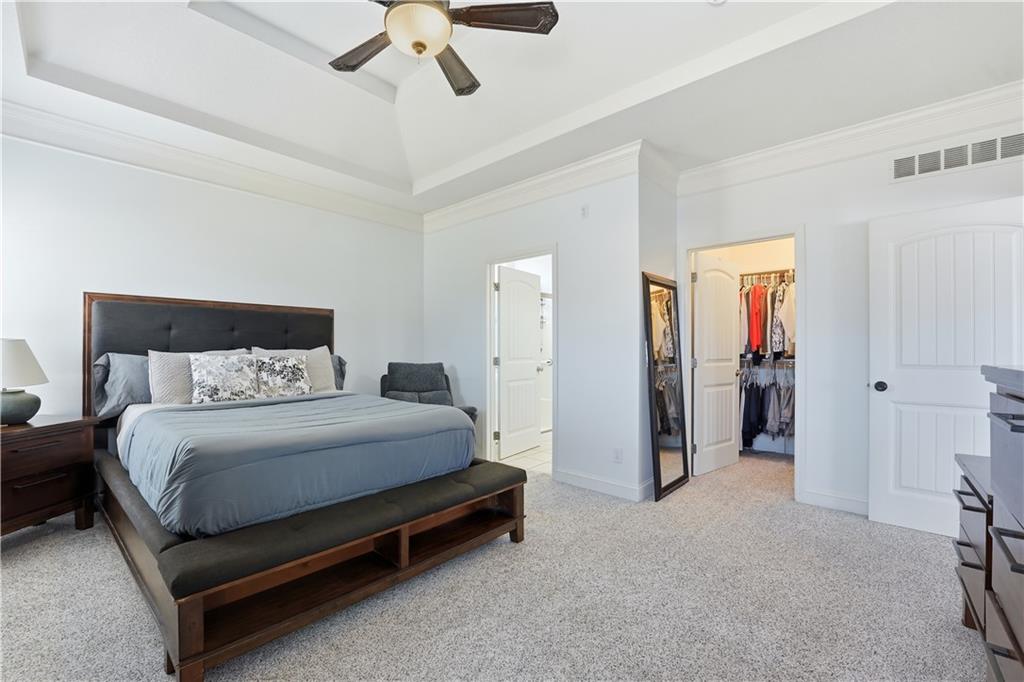 709 Bluestem Court Raymore, MO 64083 - Photo 17 of 40