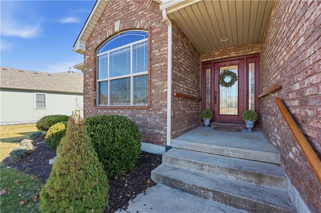 709 Bluestem Court Raymore, MO 64083 - Photo 2 of 40