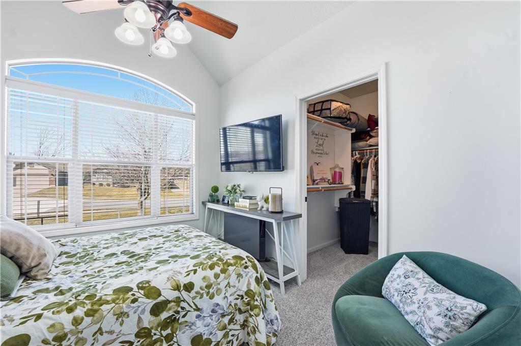 709 Bluestem Court Raymore, MO 64083 - Photo 22 of 40